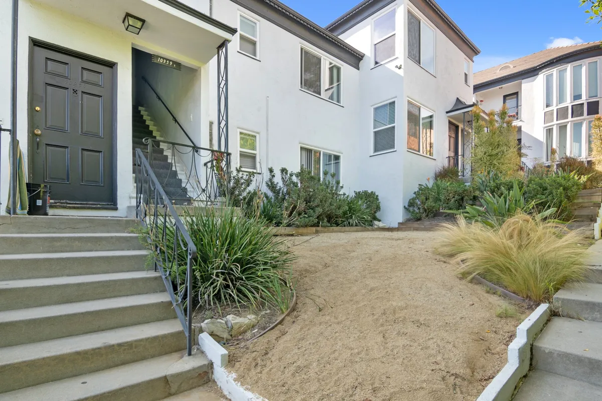 10959-10969 Roebling, ucla, 10959 Roebling Ave, Los Angeles, CA 90024, USA, Photo:0
