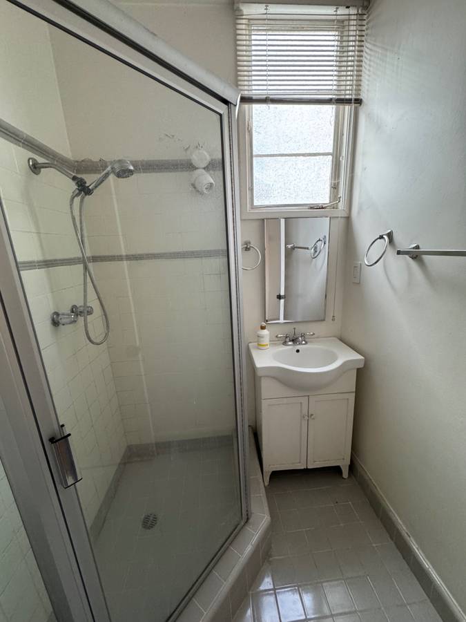 Spring Sublet, ucla, 743 1/2 Levering Ave, Los Angeles, CA 90024, USA, Photo:5