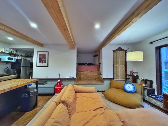 2925 Strongs Dr, undefined, 2925 Strongs Dr, Los Angeles, CA 90291, Photo:1