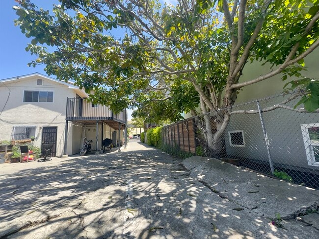 5231 Martin Luther King Jr Way, undefined, 5231 Martin Luther King Jr Way, Oakland, CA 94609, Photo:3