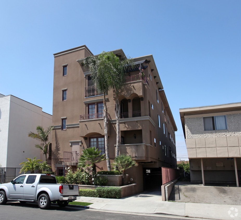 1623-1625 Butler Ave, undefined, 1623-1625 Butler Ave, Los Angeles, CA 90025, United States, Photo:0