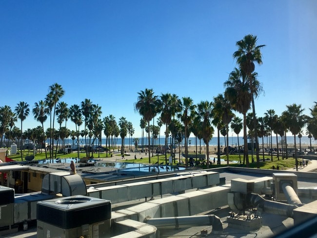 Boardwalk Flats - Ocean Front Studios, undefined, 1305 Ocean Front Walk, Venice, CA 90291, United States, Photo:1