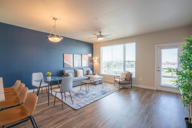 1890 S Country Club Way, undefined, 1890 S Country Club Way, Tempe, AZ 85281, Photo:2