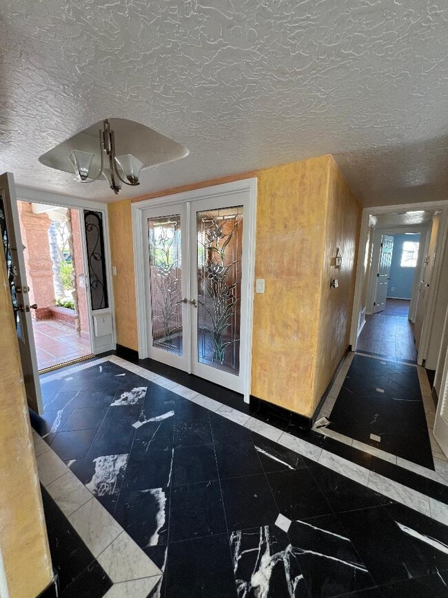 10210 Hayvenhurst Ave, csun, 10210 Hayvenhurst Ave, Los Angeles, CA 91343, Photo:3