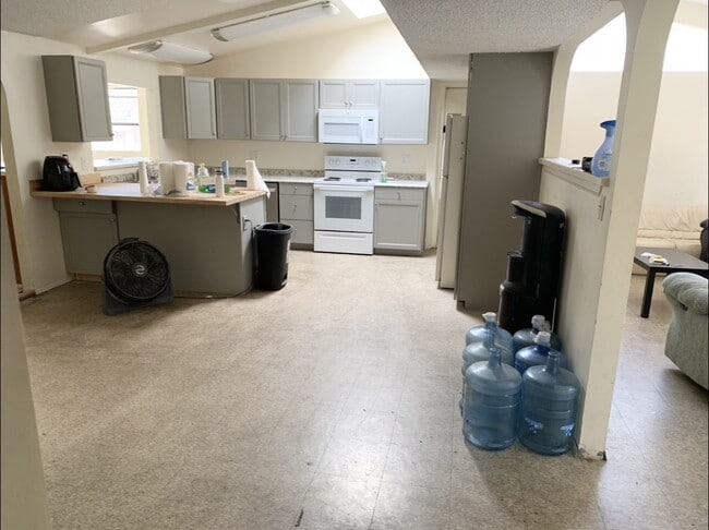 5737 Mott St, undefined, 5737 Mott St, San Diego, CA 92122, Photo:2