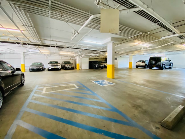 12028 Wilshire Blvd, undefined, 12028 Wilshire Blvd, Los Angeles, CA 90025, Photo:3