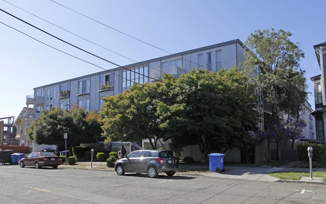 Berkeley Park Apartments, undefined, 2025 Durant Ave, Berkeley, CA 94704, Photo:3