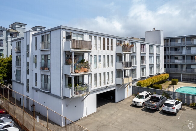 Berkeley Park Apartments, undefined, 2025 Durant Ave, Berkeley, CA 94704, Photo:4