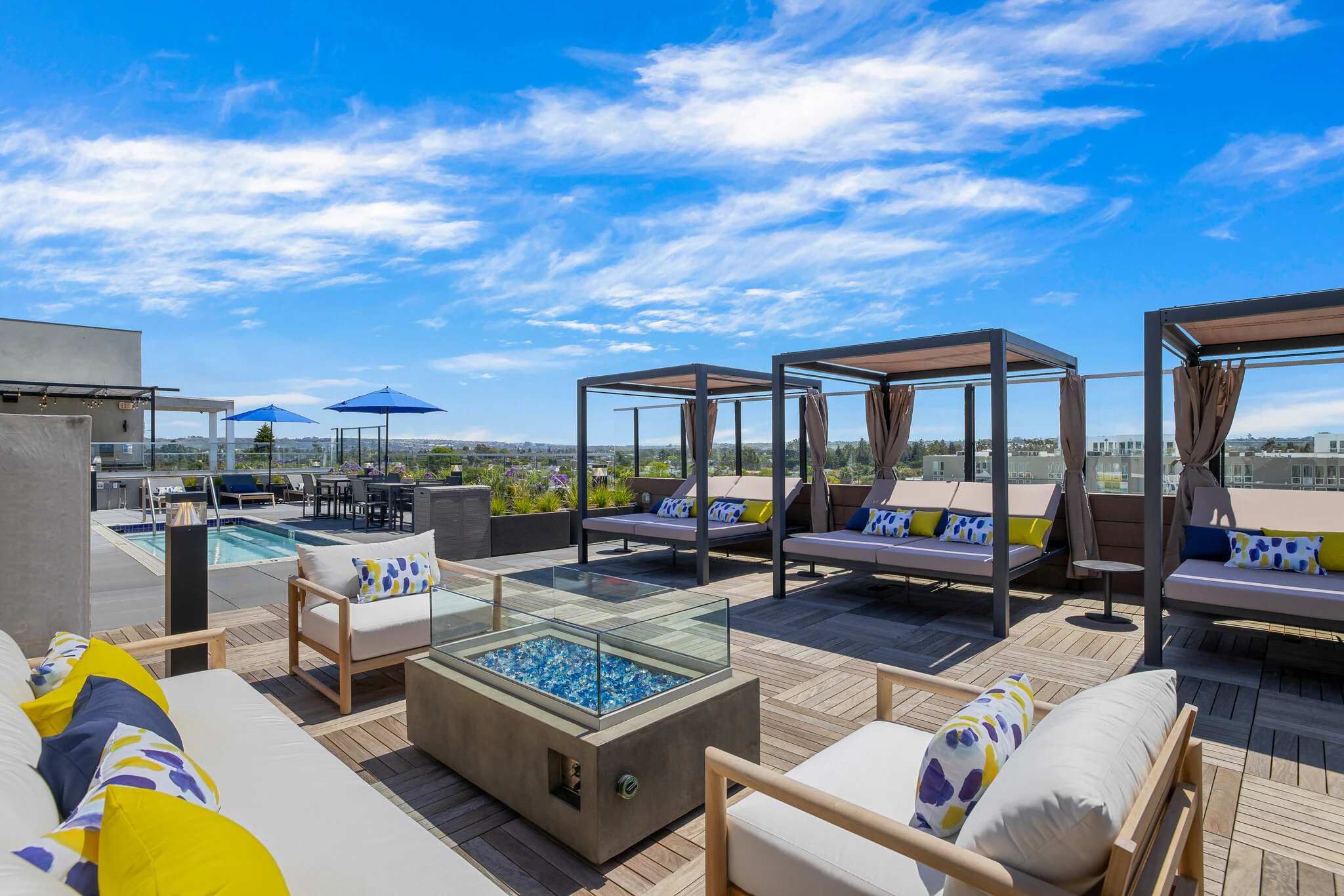 R3 by CLG, smc, 4091 Redwood Ave, Los Angeles, CA 90066, Photo:1