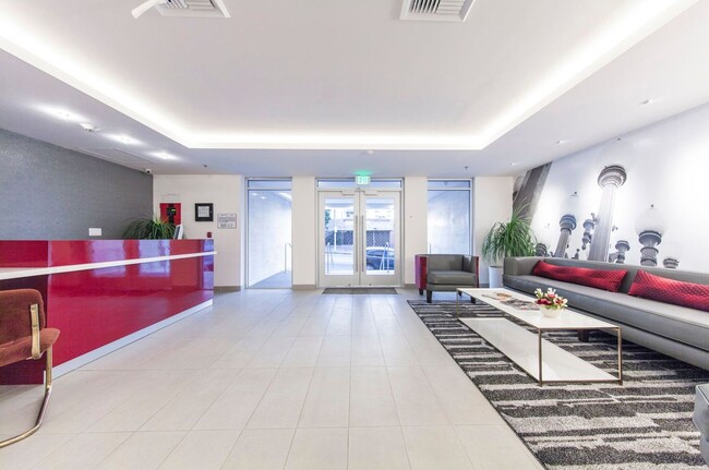 The Abbey, usc, 3550 W 6th St, Los Angeles, CA 90020, USA, Photo:3
