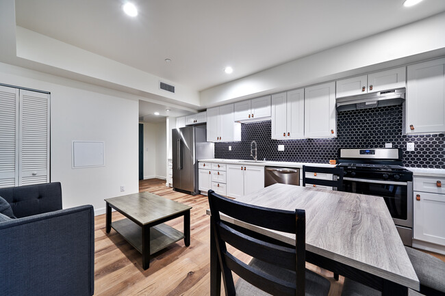 1259 W 36th Pl, undefined, 1259 W 36th Pl, Los Angeles, CA 90007, USA, Photo:2
