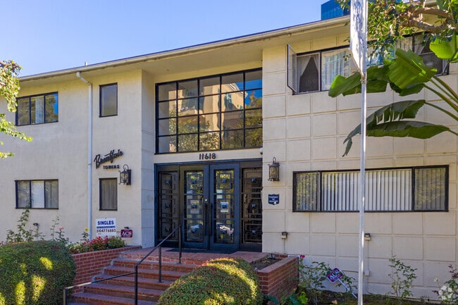 Brentfair Towers, undefined, 11618 Kiowa Ave, Los Angeles, CA 90049, United States, Photo:4
