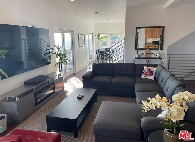 3320 Two Tree Ave, undefined, 3320 Two Tree Ave, Los Angeles, CA 90031, Photo:4
