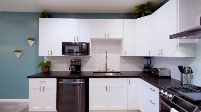 1831-1835 Harmon St, undefined, 1831-1835 Harmon St, Berkeley, CA 94703, Photo:2