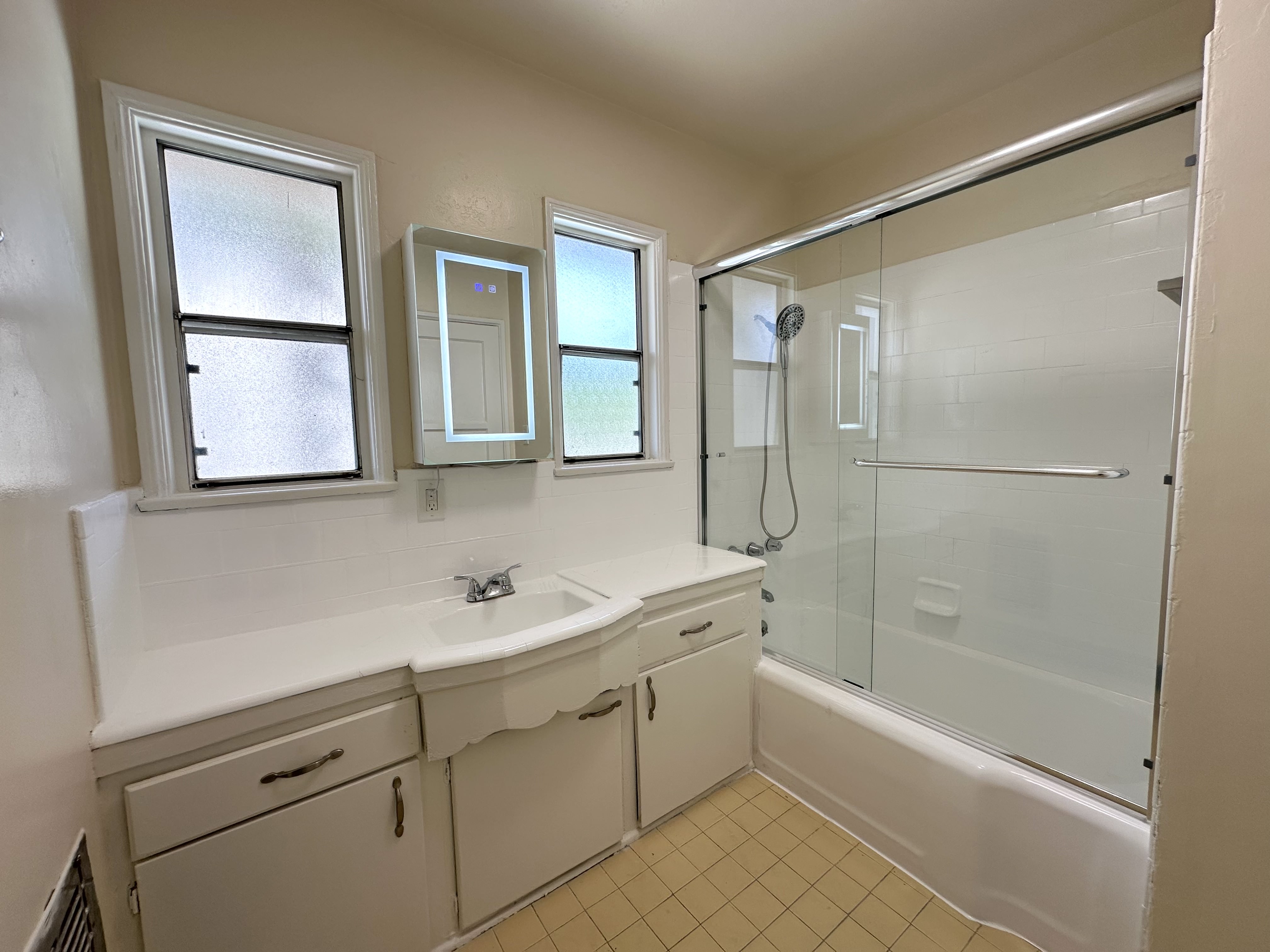 1436 S Holt Avenue , ucla, 1436 S Holt Ave #5, Los Angeles, CA 90035, USA, Photo:23