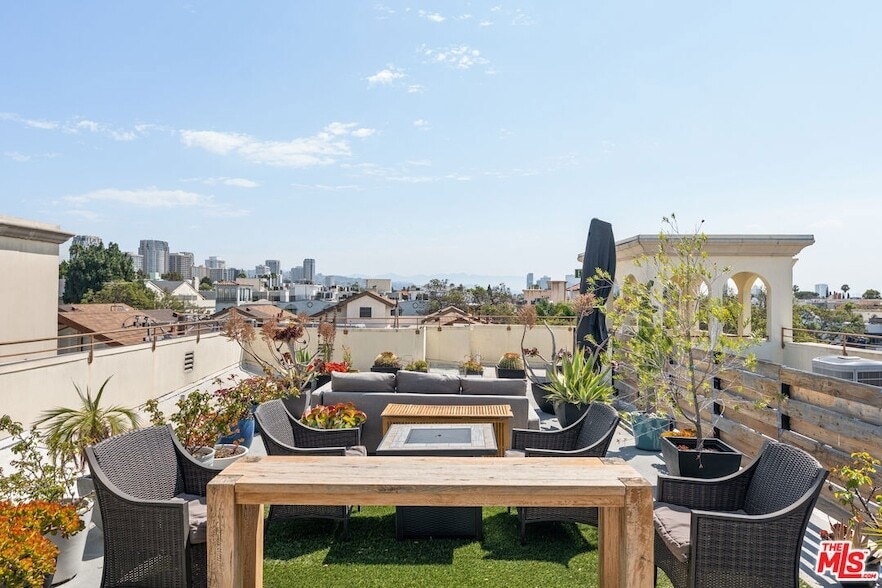 1540 S Bentley Ave, undefined, 1540 S Bentley Ave, Los Angeles, CA 90025, Photo:0
