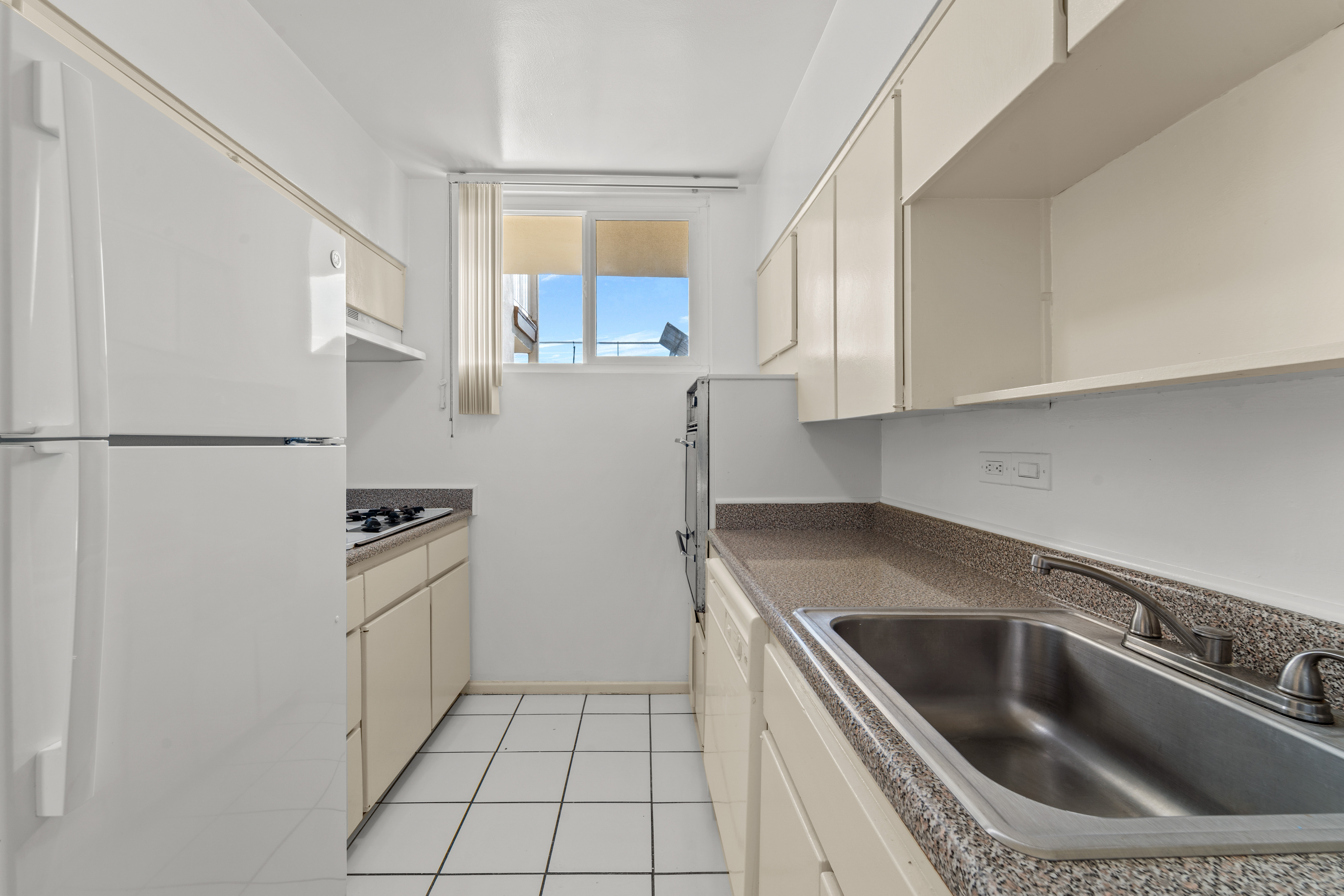 Levering Heights, ucla, 691 Levering Ave, Los Angeles, CA 90024, USA, Photo:1