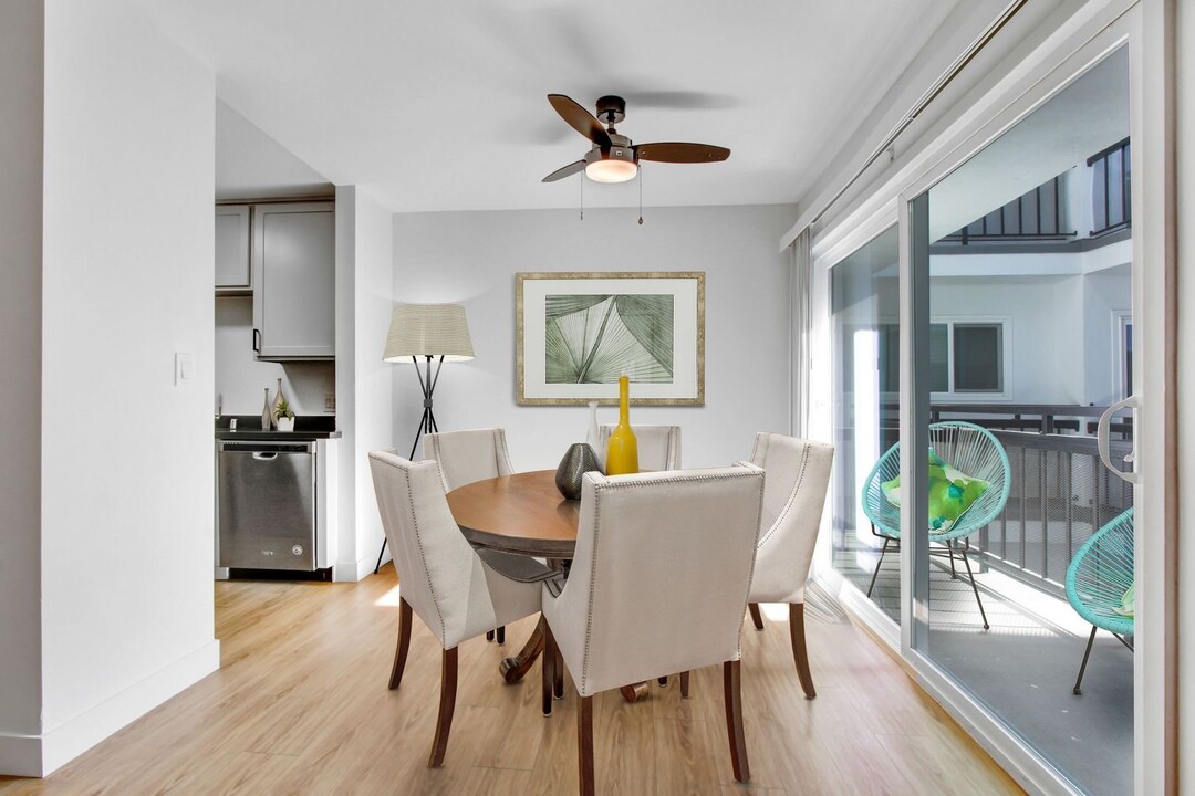 520 Kelton Avenue, ucla, 520 Kelton Avenue Los Angeles, CA 90024, Photo:2