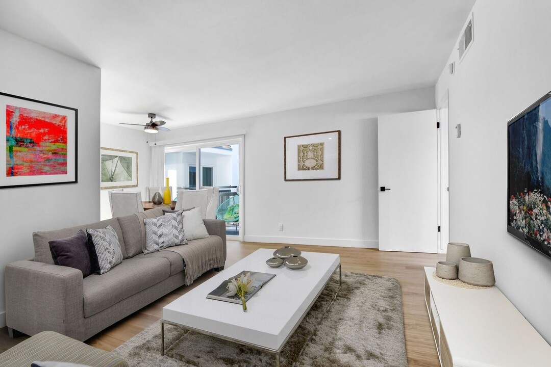 520 Kelton Avenue, ucla, 520 Kelton Avenue Los Angeles, CA 90024, Photo:3