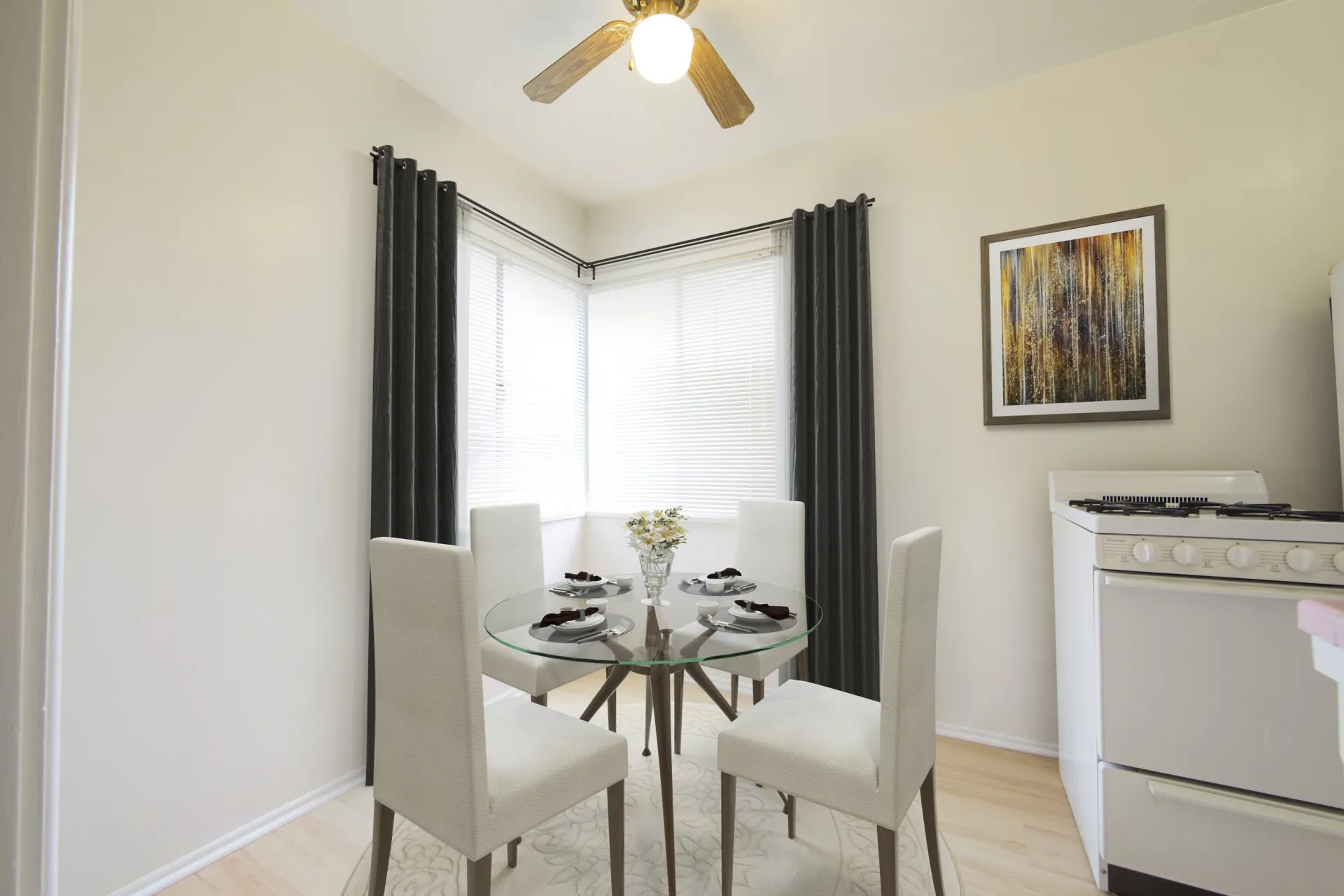 Levering Arms Apartments, ucla, 669 Levering Ave, Los Angeles, CA 90024, Photo:18