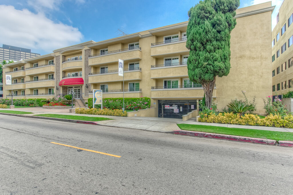1370 Veteran Luxury Apts, ucla, 1370 Veteran Ave Los Angeles, CA 90024, Photo:0