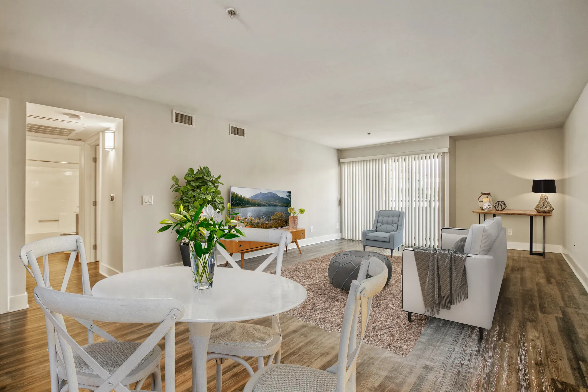 Atrium, undefined, 10965 Strathmore Dr, Los Angeles, CA 90024, Photo:3