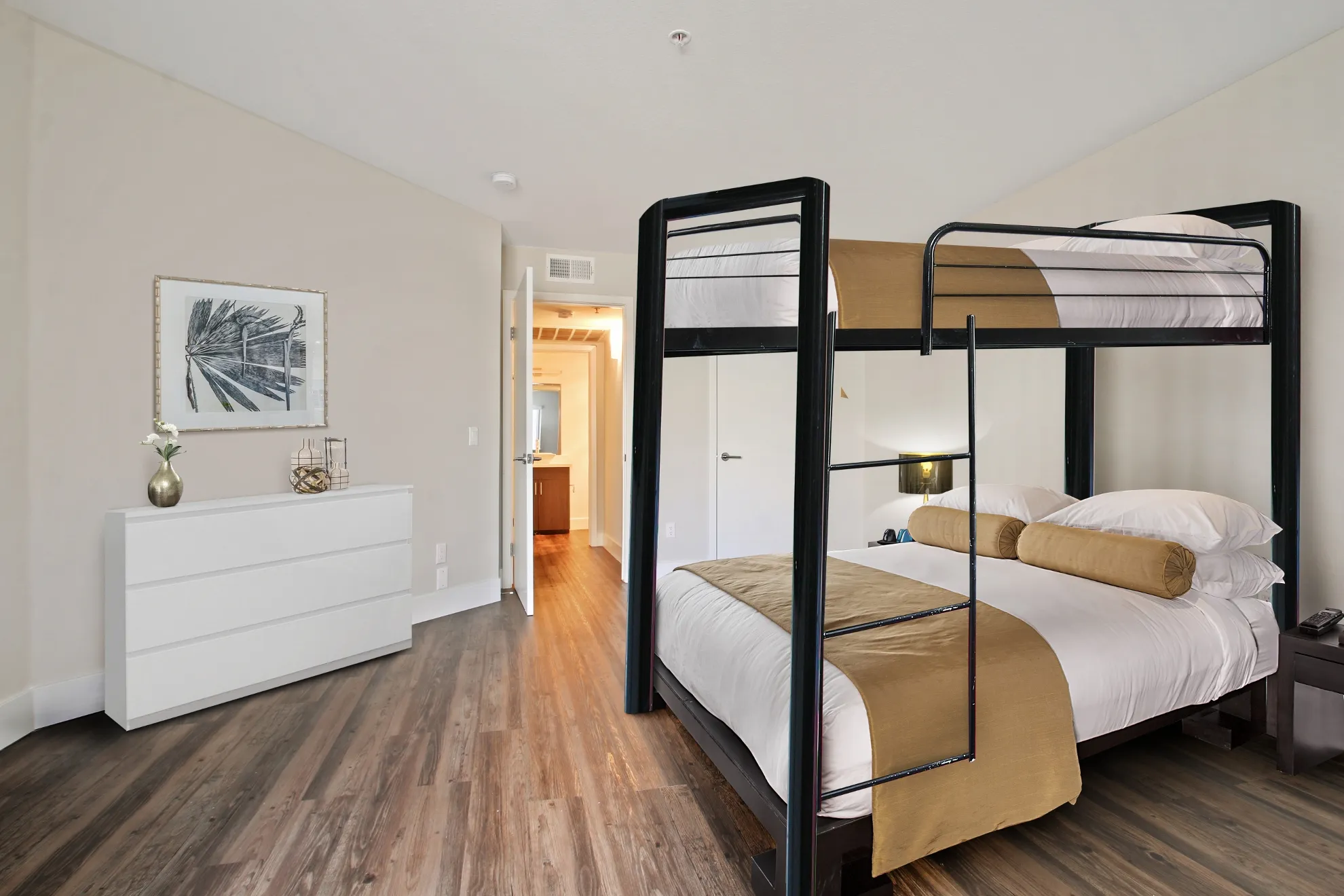 Atrium, undefined, 10965 Strathmore Dr, Los Angeles, CA 90024, Photo:18