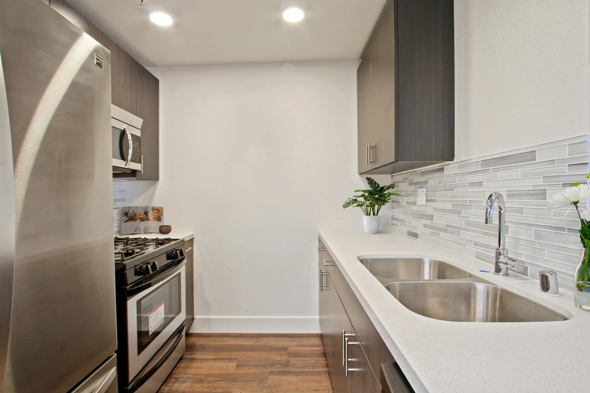 Atrium, undefined, 10965 Strathmore Dr, Los Angeles, CA 90024, Photo:19