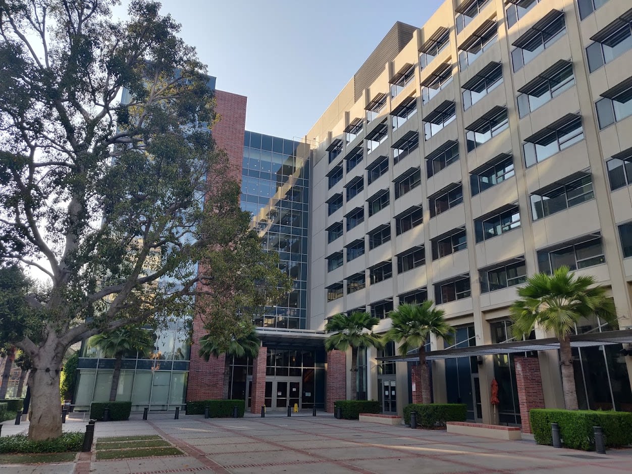 Rieber Terrace, ucla, 270 De Neve Drive, Los Angeles, CA 90024, Photo:0