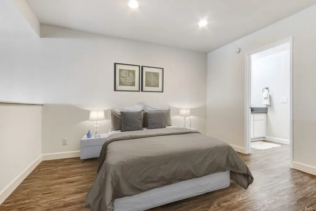 Westwood Village Apartments, ucla, 1033 Hilgard Avenue, Los Angeles, CA 90024, Photo:10