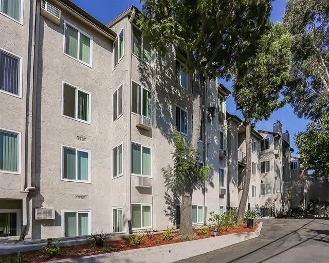 Woodcliff Apts, undefined, 3201 Overland Ave, Los Angeles, CA 90024, Photo:0