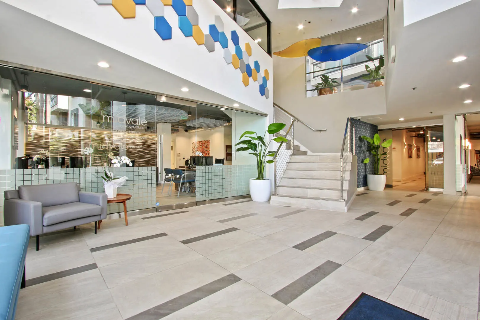 Midvale Luxury Apartments, ucla, 527 Midvale Ave, Los Angeles, CA 90024, USA, Photo:5