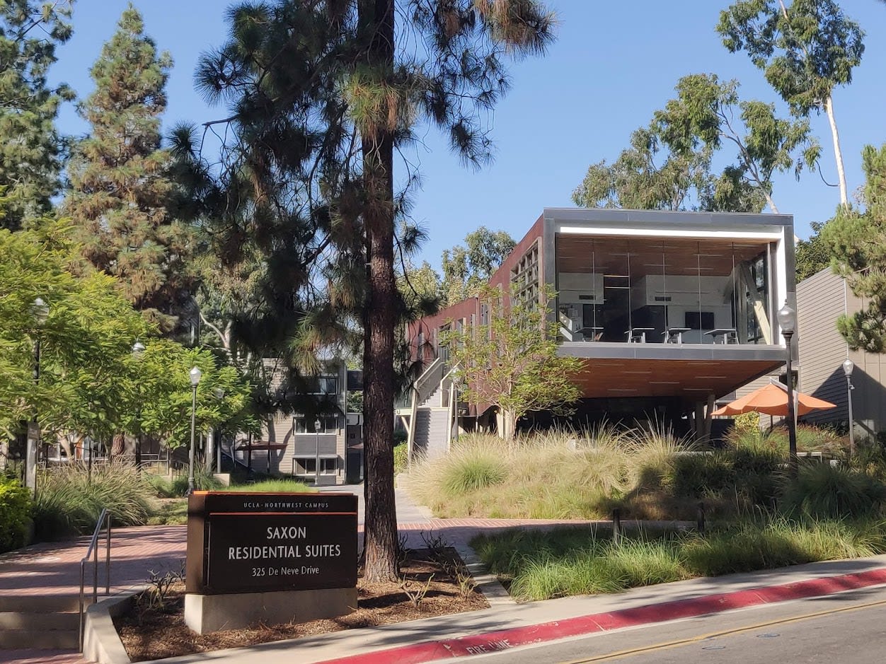 Saxon Suites, ucla, 325 De Neve Dr, Los Angeles, CA 90024, Photo:0