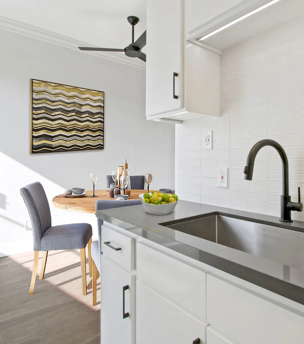 Rochester Luxury Apartments, ucla, 10959 Rochester Ave, Los Angeles, CA 90024 , Photo:17