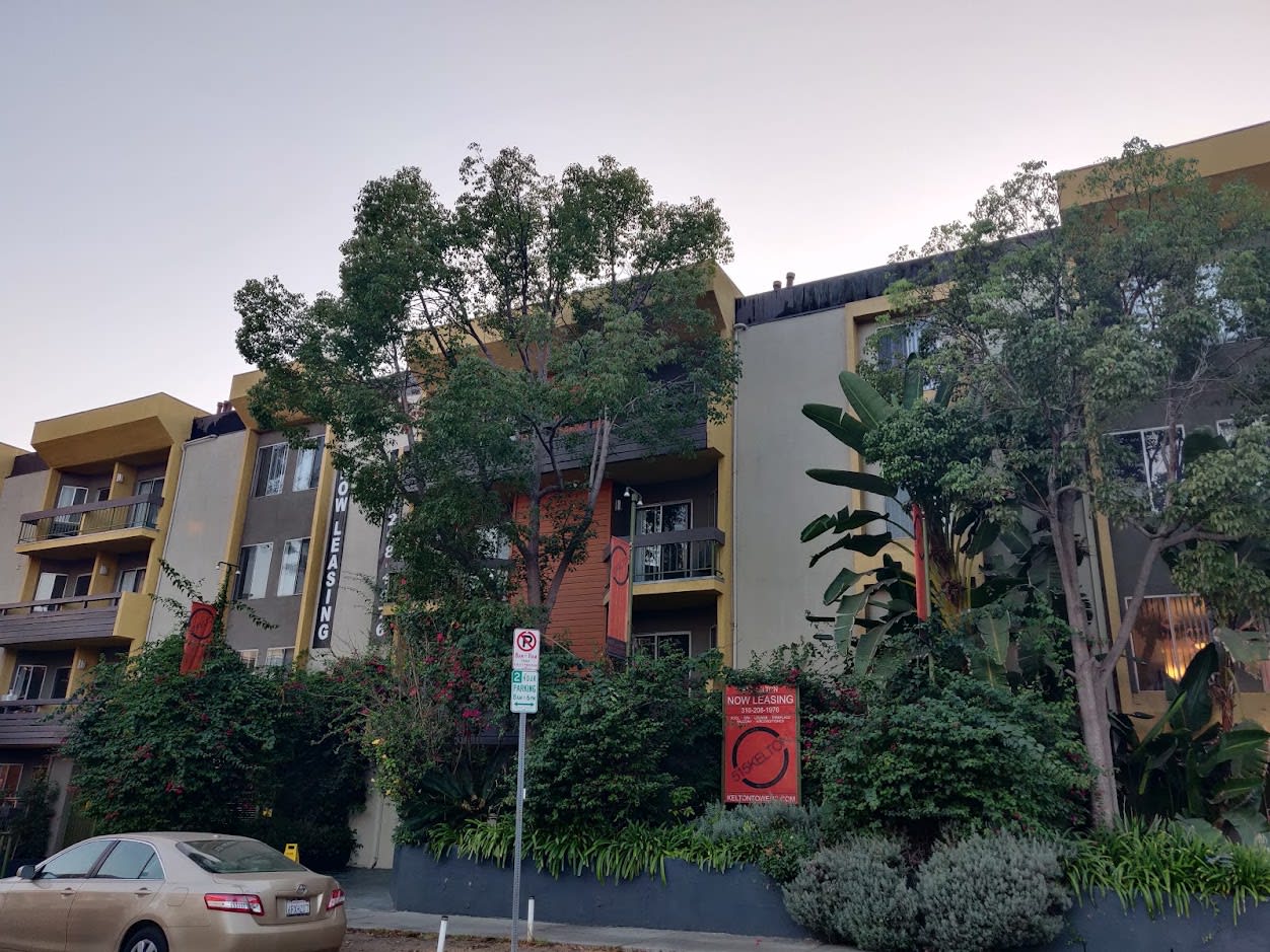 Kelton Towers, undefined, 515 Kelton Ave, Los Angeles, CA 90024, USA, Photo:0