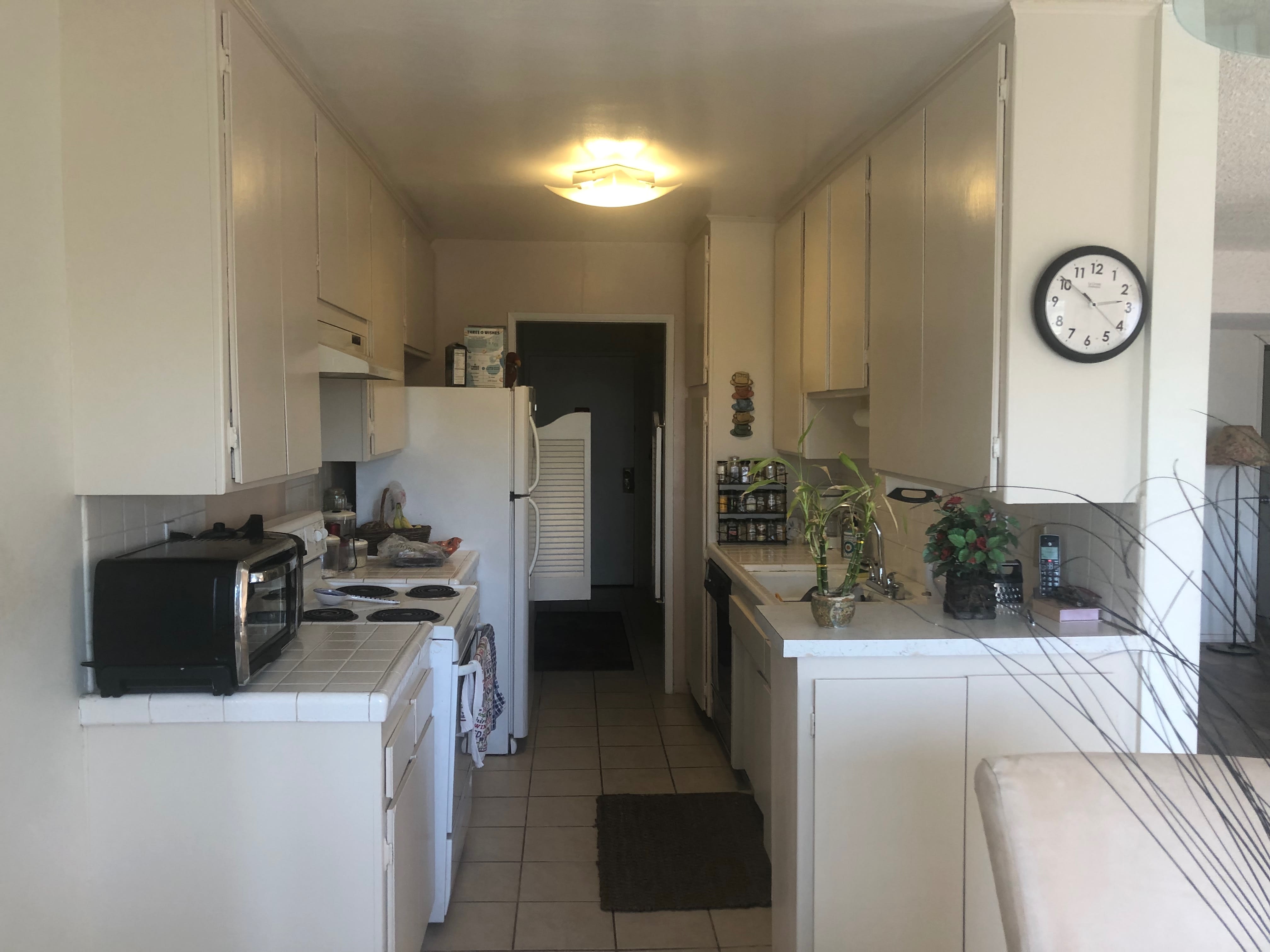 Jane's Place, undefined, 2022 S Bentley Ave, Los Angeles, CA 90024, Photo:3