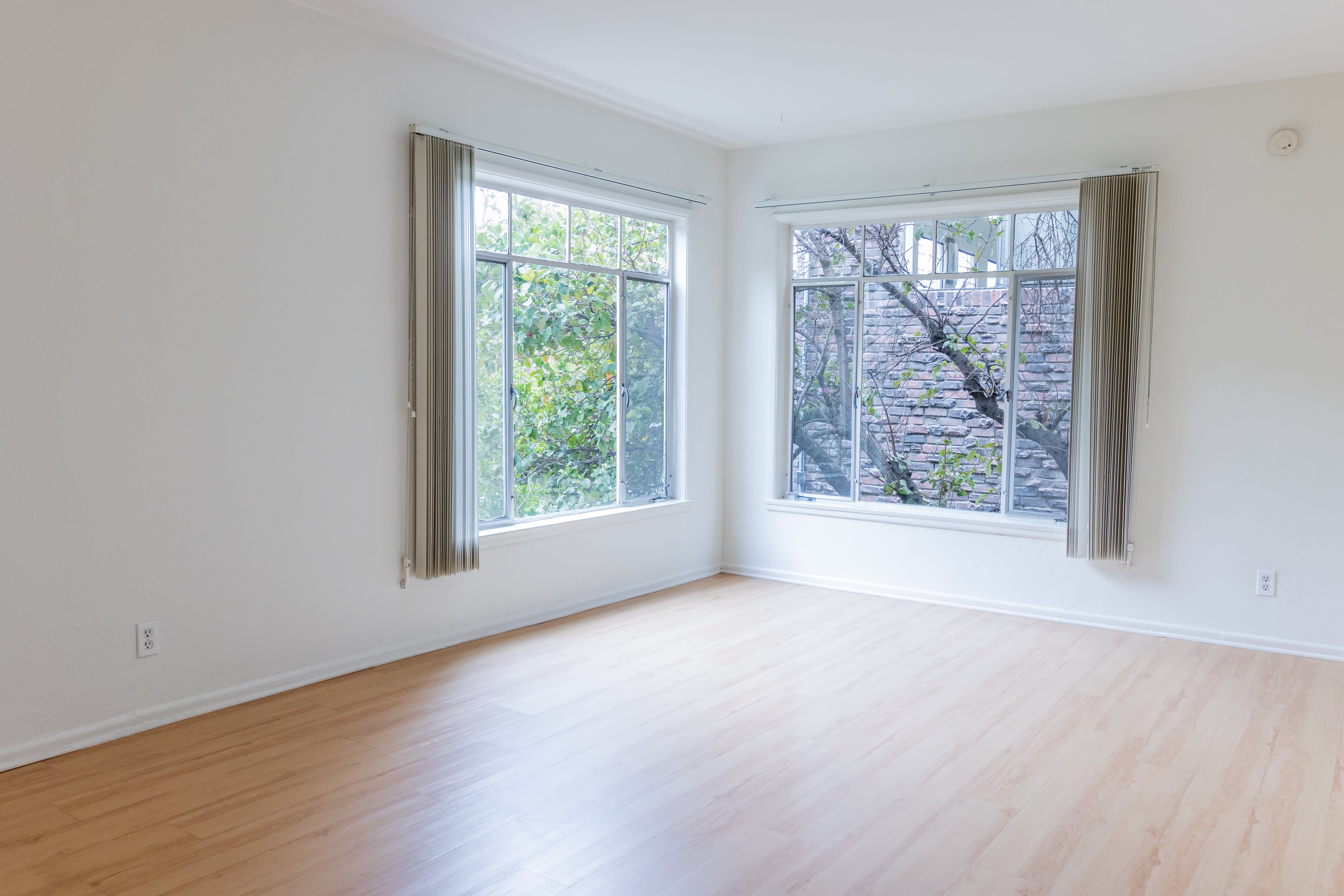 Gayley Manor Apartments, ucla, 729 Gayley Ave., Los Angeles, CA 90024, Photo:2