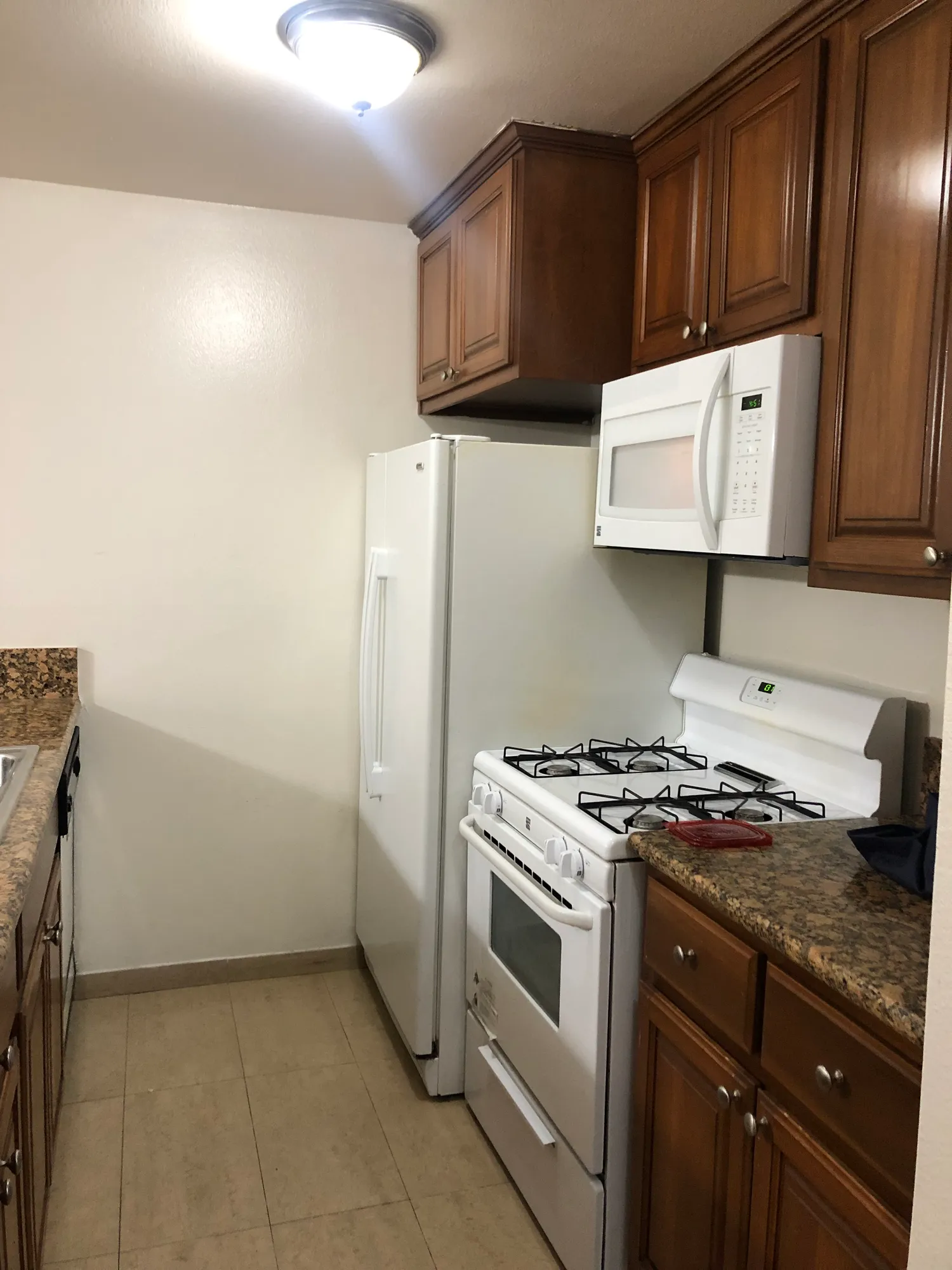 Wilshire Villa Apartments, undefined, 10811 Ashton Ave. Los Angeles CA 90024, Photo:7