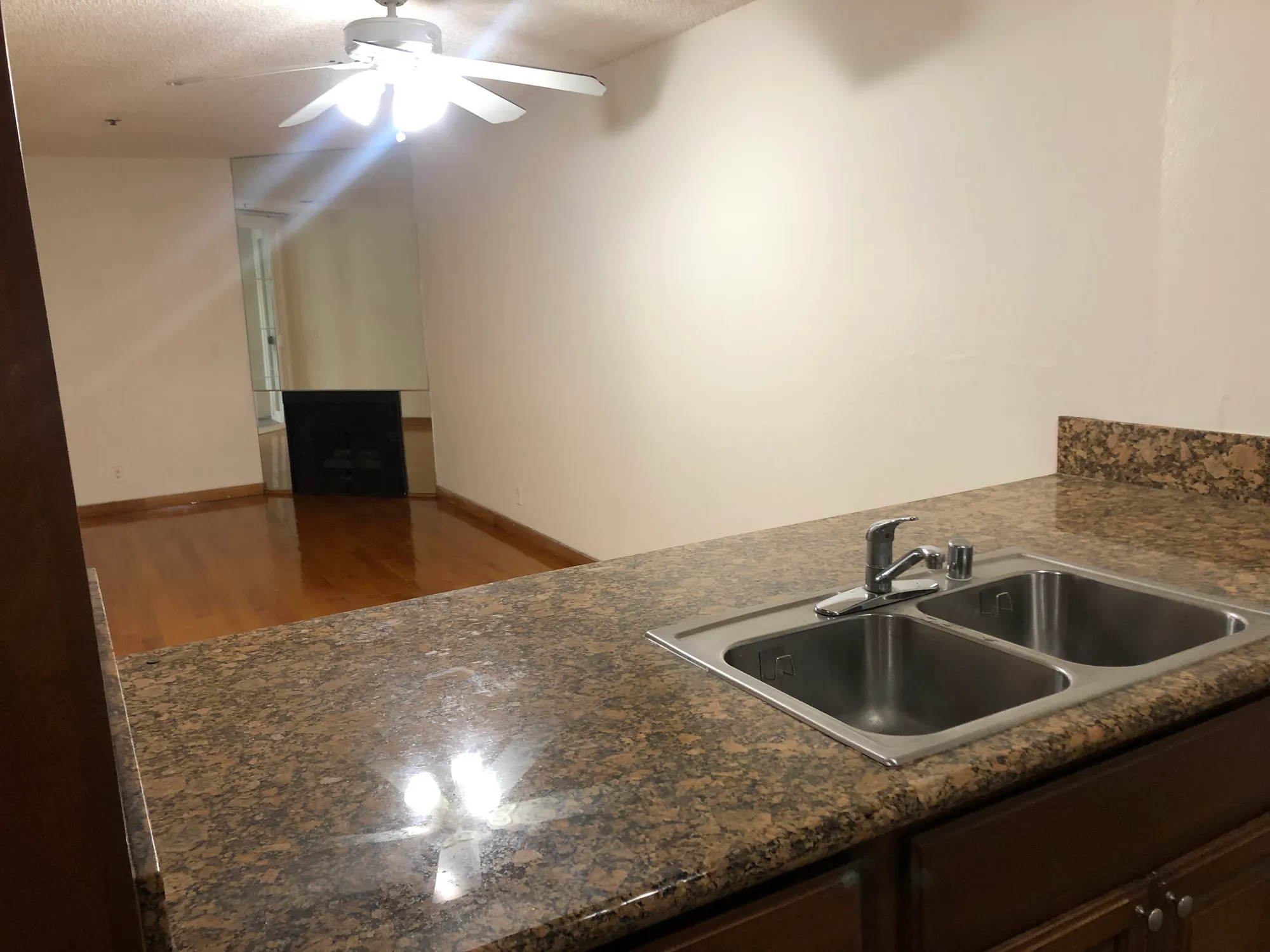 Wilshire Villa Apartments, undefined, 10811 Ashton Ave. Los Angeles CA 90024, Photo:8