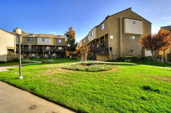 Highlander Park Apts, undefined, 3131 Watkins Dr, Riverside, CA 92507, Photo:2