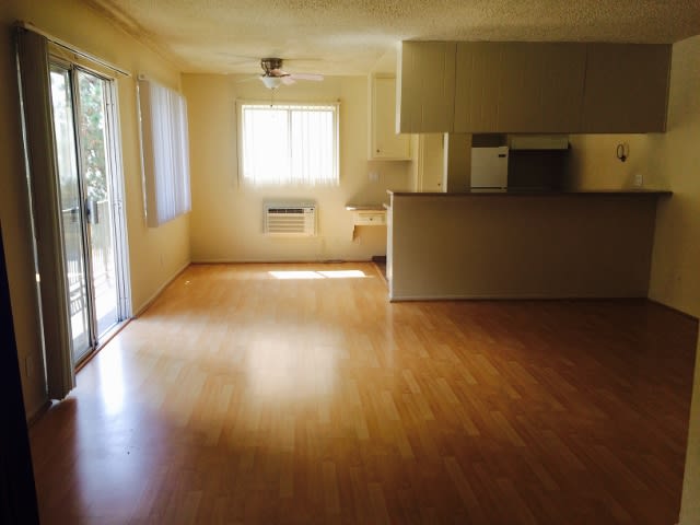 Westhill Apartments, ucla, 519 Glenrock Ave, Photo:2