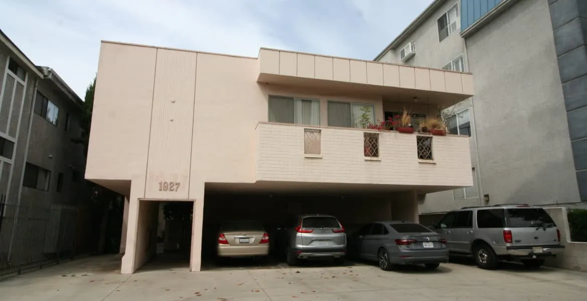 1927 Malcolm - Student Housing near UCLA