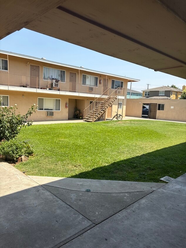 Brookside Apartments, undefined, 4440 Victoria Ave, Riverside, CA 92507, Eastside, Riverside, California, Photo:0