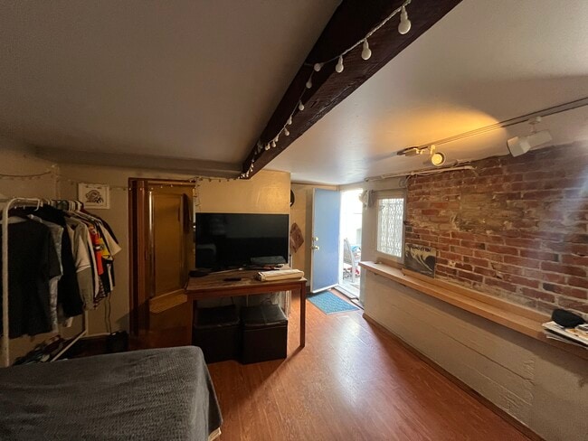 3018 3rd St Unit Beach house, undefined, 3018 3rd St, Santa Monica, CA 90405, Ocean Park, Photo:2