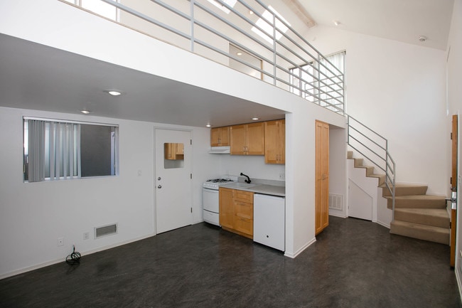 3016 Ruskin St, undefined, 3016 Ruskin St, Santa Monica, CA 90405, Ocean Park, Los Angeles County, California, United States, Photo:3