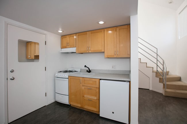 3016 Ruskin St, undefined, 3016 Ruskin St, Santa Monica, CA 90405, Ocean Park, Los Angeles County, California, United States, Photo:4