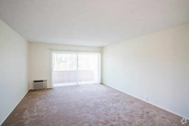 La Cuesta Apartments, undefined, 7272 Saranac St, La Mesa, CA 91942, Photo:4