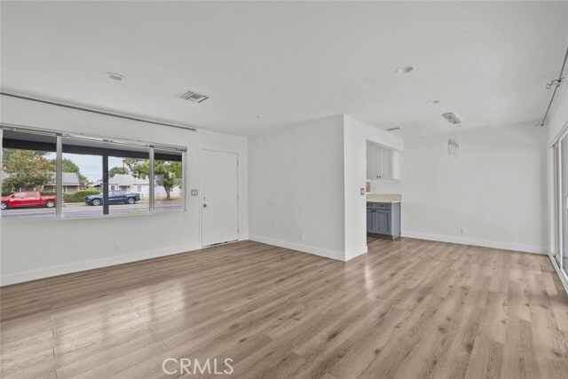 7952 White Oak Ave, csun, 7952 White Oak Ave, Los Angeles, CA 91325, Photo:2