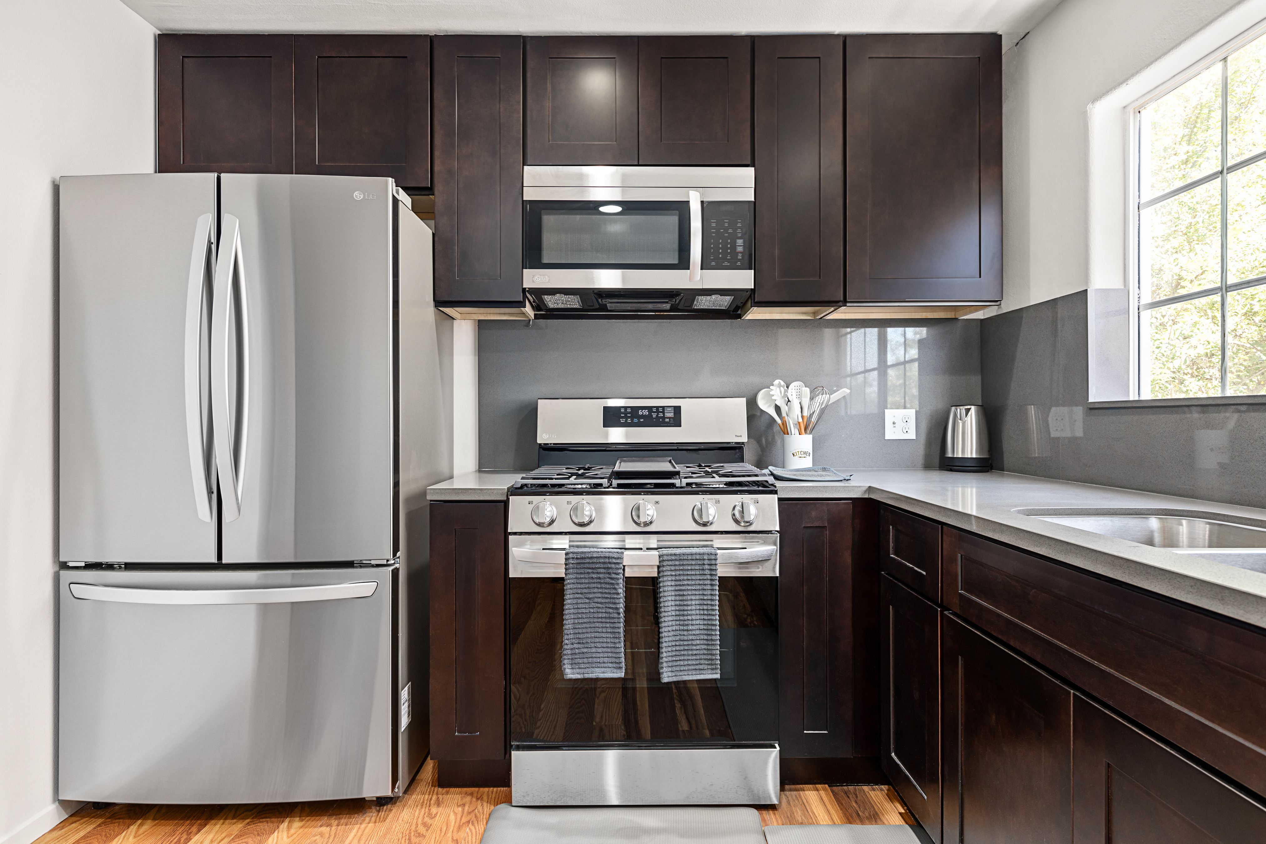10777 Ashton, ucla, 10777 Ashton Ave, Los Angeles, CA 90024, USA, Photo:1