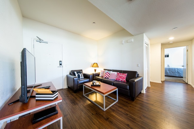 Cerca Student Housing, undefined, 5716 Hardy Ave, San Diego, CA 92115, Photo:2